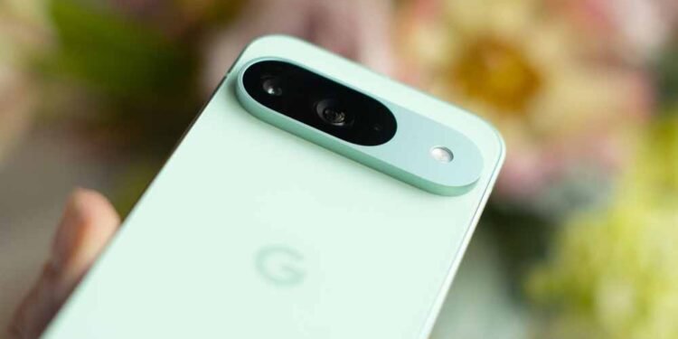 Google Pixel 10 सीरीज का बड़ा खुलासा! लॉन्च से पहले जानें फीचर्स और खासियतें