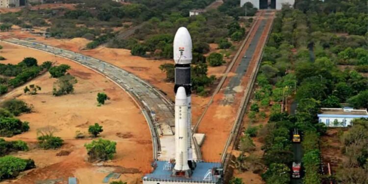 ISRO का मेगा लॉन्चपैड: 2300 एकड़ में बनेगा स्पेस हब, दिसंबर 2026 से उड़ान भरेंगे रॉकेट