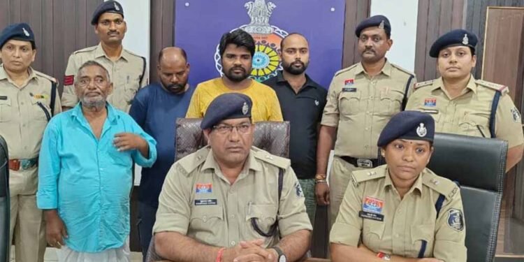 9 माह के मासूम की तस्करी: मां की गोद से छीनकर 7 लाख में बेचा, 5 गिरफ़्तार