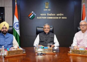 मुख्य चुनाव आयुक्त को संविधान का कवच, विपक्ष के लिए हटाना मुश्किल