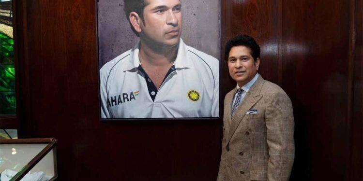 2011 वर्ल्ड कप फाइनल: युवराज से पहले धोनी को भेजने के पीछे की वजह बताई सचिन ने