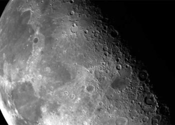 भारत की खोज पर रोक, चंद्रमा पर बढ़ती जंग और पृथ्वी को ठहराया जा रहा जिम्मेदार