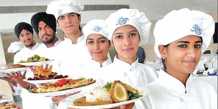 छत्तीसगढ़ सरकार देगी इन युवाओं को मुफ्त होटल मैनेजमेंट प्रशिक्षण