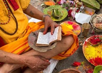 सर्वपितृ अमावस्या: इन आसान वास्तु उपायों से पितृ दोष होंगे हमेशा के लिए दूर