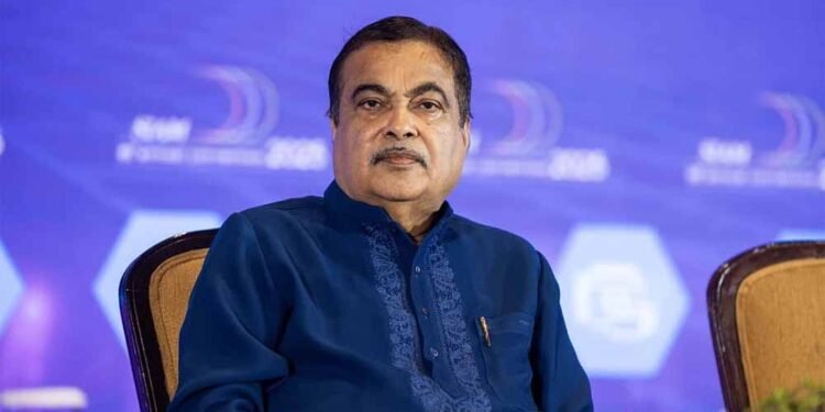 नितिन गडकरी का बड़ा खुलासा: बेटे के बिज़नेस से हर महीने 200 करोड़ की कमाई