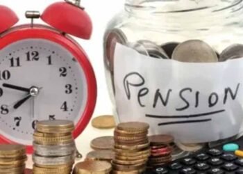 20 साल की सेवा के बाद वीआरएस लेने वालों को आनुपातिक पेंशन का अधिकार: सरकार