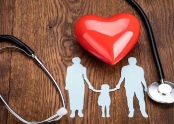 हेल्थ इंश्योरेंस पर सवाल: अस्पताल–कंपनियों की खींचतान में मरीज फंसे