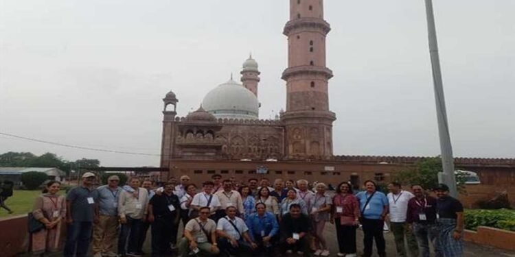 मध्यप्रदेश पर्यटन बोर्ड की पहल: दिल्ली के 30 से अधिक अनुभवी गाइड्स प्रदेश के धरोहरों का कर रहे अध्ययन