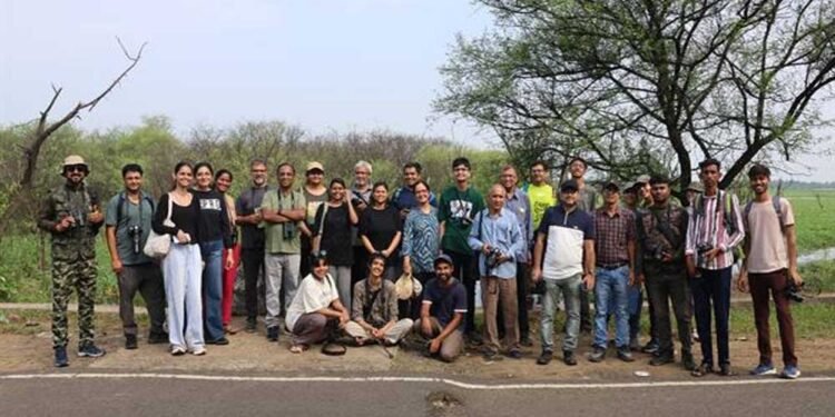 भोपाल और ग्वालियर में बर्ड वॉचिंग टूर, पर्यटकों ने देखीं 50 से अधिक पक्षी प्रजातियां