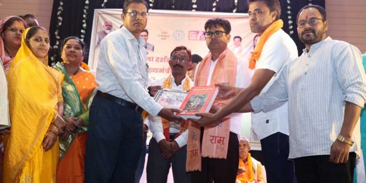 रायपुर : रामलला दर्शन एवं मुख्यमंत्री तीर्थ दर्शन योजना से पूरे हो रहे श्रद्धालुओं के सपने : वित्त मंत्री  ओ.पी. चौधरी