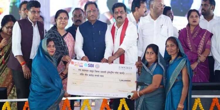 रायपुर : छत्तीसगढ़ की तरक्की का आधार बनेंगे महतारी सदन: मुख्यमंत्री  विष्णु देव साय