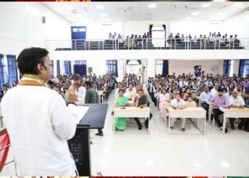 निरोगी काया तभी होगी जब हम स्वास्थ्य के प्रति जागरूक रहें : उप मुख्यमंत्री  शुक्ल