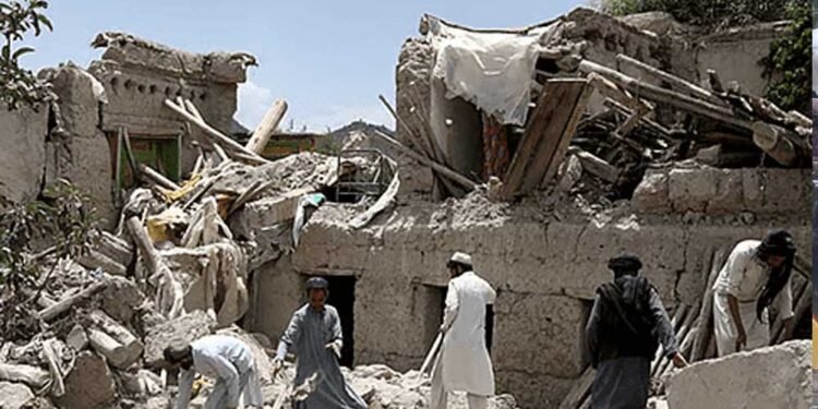 अफगानिस्तान में भूकंप त्रासदी: पुरुषों के छूने पर बैन, मलबे में दबी महिलाओं की जान खतरे में