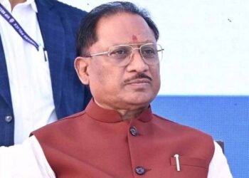 मुख्यमंत्री साय ने असम राइफल्स पर हमले में शहीद जवानों को श्रद्धांजलि अर्पित की