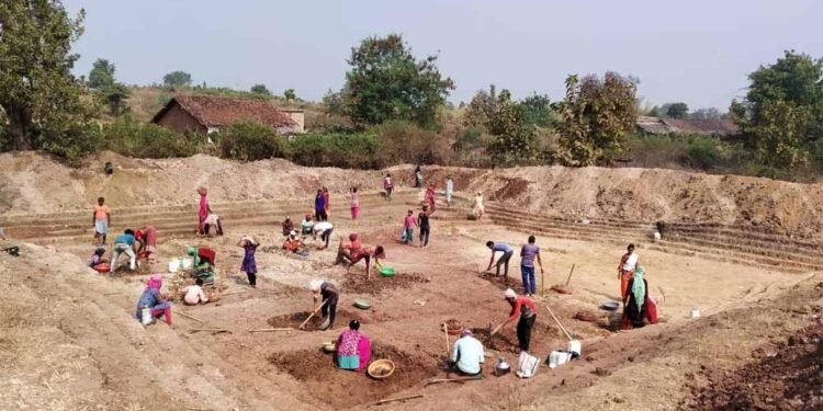 मुख्यमंत्री डॉ. मोहन यादव के नेतृत्व में मनरेगा की उल्लेखनीय उपलब्धि