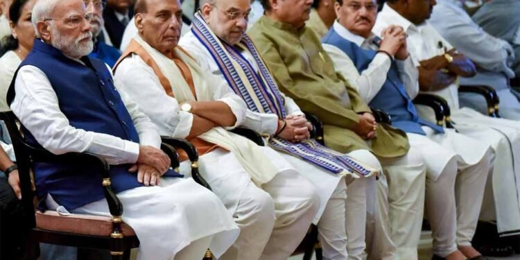 भाजपा में अध्यक्ष पद खाली, विपक्ष ने उठाए सवाल