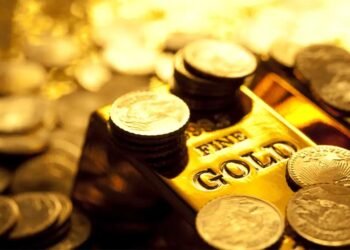 धनतेरस पर ज्वेलरी नहीं, चांदी के बर्तन और सिक्के होंगे फायदे का सौदा – जानिए क्यों