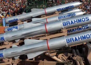 ऑपरेशन सिंदूर: पाकिस्तान में आतंकियों के ठिकानों पर ब्रह्मोस और राफेल की मार, मची तबाही