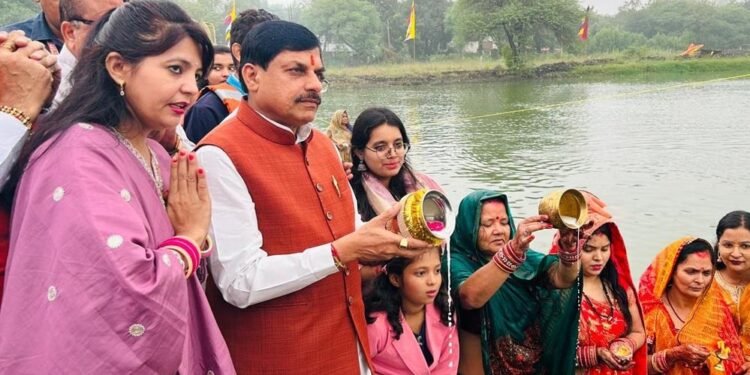 सरलता, निश्चलता, क्षमता और योग्यता के बल पर संपूर्ण भारत में बिहारवासीयों ने बनाई अपनी पहचान : मुख्यमंत्री डॉ. यादव