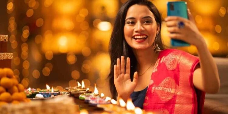 दिवाली 2025: स्मार्टफोन से लें प्रोफेशनल जैसी फोटो, बदलें ये कैमरा सेटिंग्स