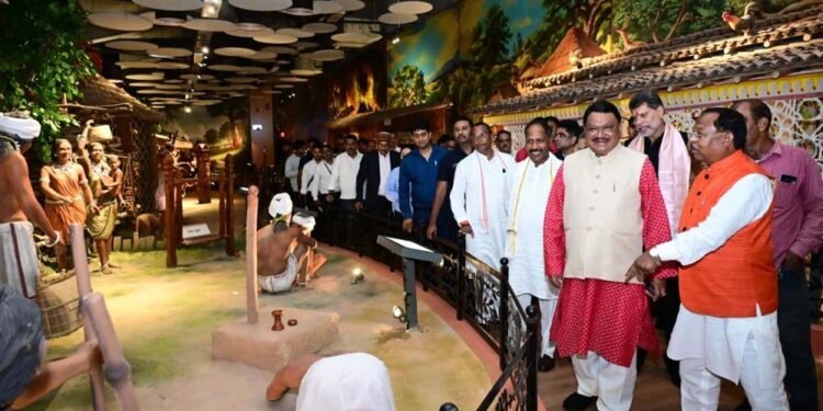 रायपुर : केन्द्रीय मंत्री ओराम ने जनजातीय संग्रहालय के लोकार्पण की तैयारियों का लिया जायजा