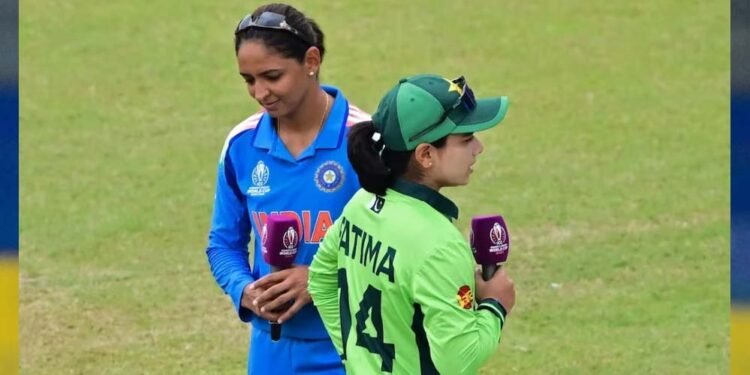 ODI में पाकिस्तान को 12वीं बार हराकर चमकी भारत की बेटियां, मैच के बाद नहीं मिलाया हाथ