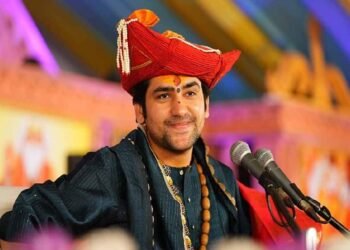 धीरेंद्र शास्त्री का चेतावनी संदेश: बकरीद पर ज्ञान नहीं, पटाखों पर नहीं देना भूलें!