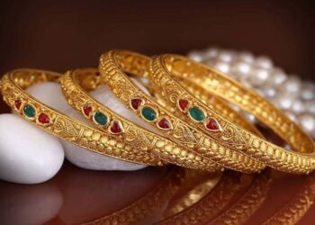 असली है या नकली? घर में रखे सोना-चांदी की पहचान करें चुटकियों में