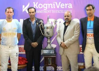 इंटरनेशनल पोलो कप की ट्रॉफी का अनावरण