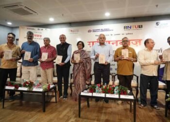 संतोष चौबे’ के कहानी संग्रह ‘ग़रीबनवाज़’ का हुआ लोकार्पण