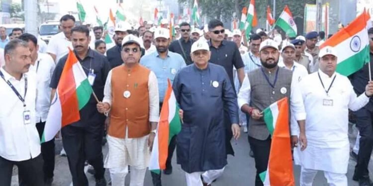 मुख्यमंत्री भूपेंद्र पटेल ने जूनागढ़ में ‘एकता मार्च’ को हरी झंडी दिखाई