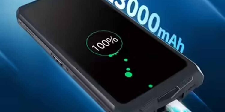स्मार्टफोन की बड़ी बैटरी का सच: क्या वाकई चलती हैं ज्यादा देर?