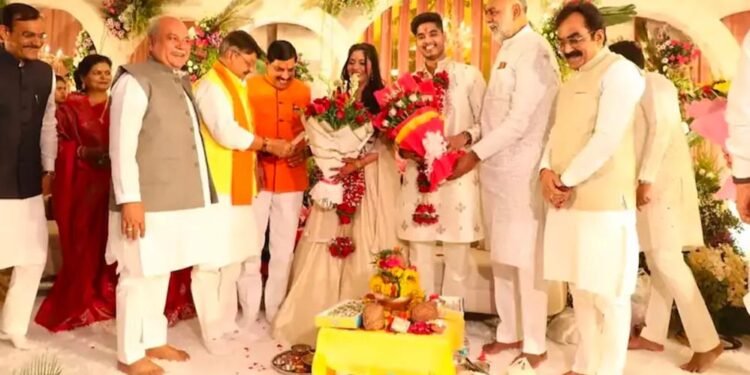 मुख्यमंत्री डॉ. मोहन यादव के छोटे बेटे डॉ. अभिमन्यु यादव की शादी होगी सामूहिक विवाह सम्मेलन में, 30 नवंबर को उज्जैन में आयोजन