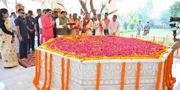 भारत में प्राचीन काल से है ऋषि परंपरा, दद्दा जी से मिलना मेरा सौभाग्य : मुख्यमंत्री डॉ. यादव