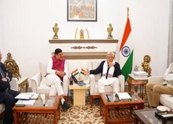 मुख्यमंत्री डॉ. यादव ने केंद्रीय मंत्री डॉ. खट्टर से की सौजन्य भेंट