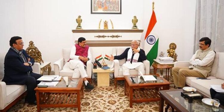 मुख्यमंत्री डॉ. यादव ने केंद्रीय मंत्री डा. खट्टर से की सौजन्य भेंट