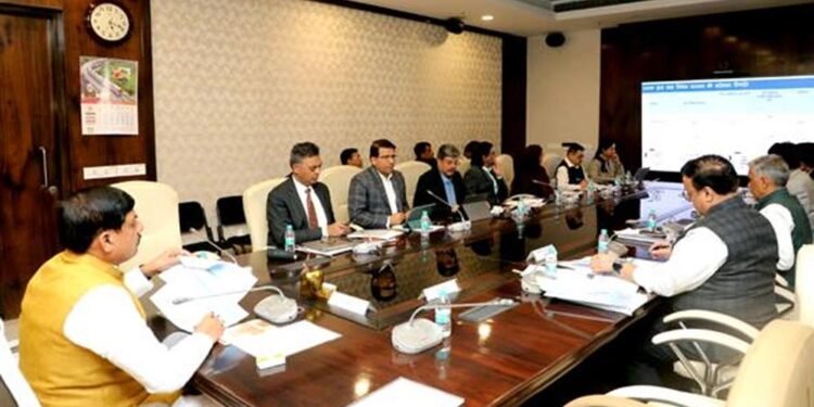 अधिकाधिक औद्योगिक निर्माण इकाइयों का करायें सामूहिक भूमिपूजन : मुख्यमंत्री डॉ. यादव