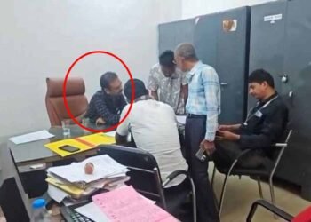 नगर पालिका के इंजीनियर 30 हजार की रिश्वत लेते ACB के ट्रैप में गिरफ्तार