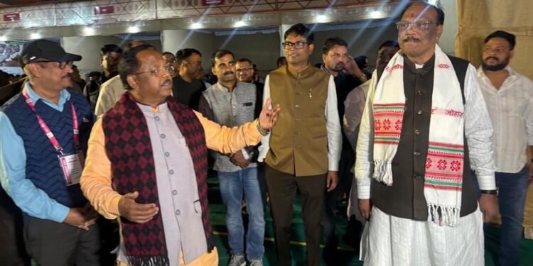 रायपुर : केन्द्रीय राज्यमंत्री  दुर्गा दास उइके ने जनजातीय गौरव दिवस कार्यक्रम की तैयारियों का लिया जायजा