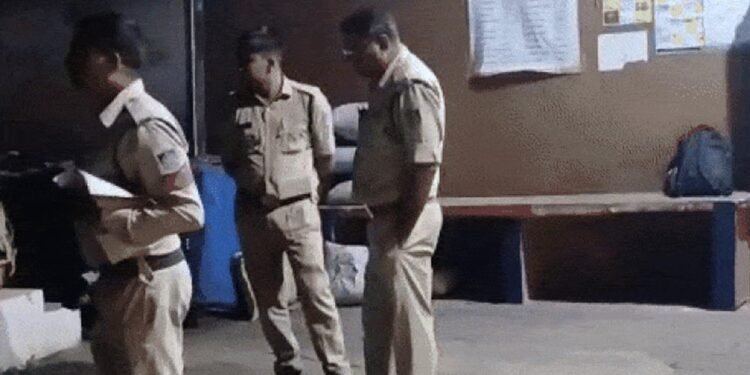 हिंदू युवक का धर्म बदलवाने पर 3 लोग FIR के तहत गिरफ्तार, पीड़ित ने कहा—मुस्लिम लड़की से शादी के लिए मजबूर किया गया