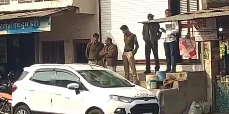 लोकायुक्त की बड़ी कार्रवाई: धार में आदिम जाति सहकारी सोसायटी प्रबंधक के 3 ठिकानों पर छापे