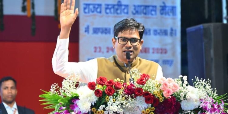 रायपुर : राज्य स्तरीय आवास मेला–2025 में बंपर हुई बुकिंग