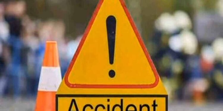 सागर में दर्दनाक सड़क हादसा: मजदूरी कर लौट रहे तीन बाइक सवारों की बोलेरो की टक्कर से मौत