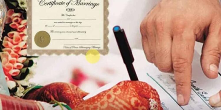 शत-प्रतिशत हो जन्म-मृत्यु एवं विवाह पंजीयन : आयुक्त विकास मिश्रा