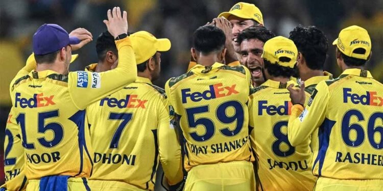 CSK के पास ऑक्शन में होंगे 30 करोड़! कई दिग्गज खिलाड़ियों पर चल सकती है गाज