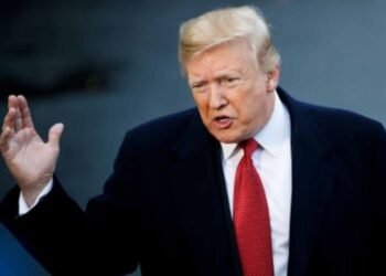 अमेरिका की नई इमिग्रेशन पॉलिसी: प्रतिबंधित देशों के नागरिकों के लिए ग्रीन कार्ड पाना होगा कठिन