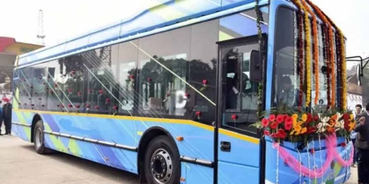 महा̃काल नगरी में बड़ा ट्रांसपोर्ट अपग्रेड: 10 करोड़ की लागत से दौड़ेंगी 100 ई-बसें, डिपो निर्माण शुरू