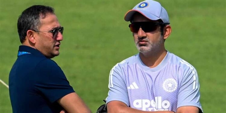 गंभीर युग में टेस्ट का संकट: कभी घर में अजेय भारत अब क्यों लड़खड़ा रहा है?