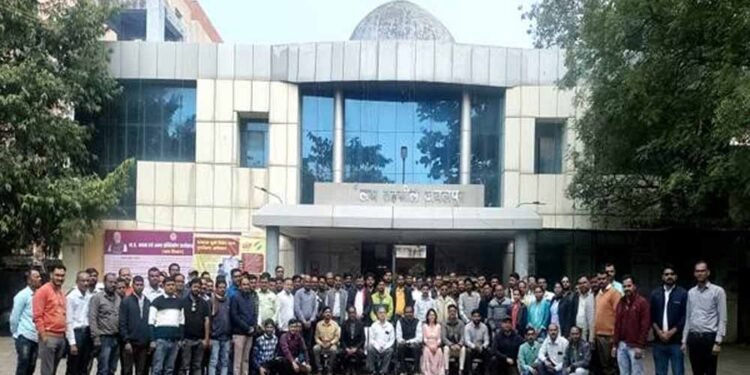 बाघ एवं वन्य प्राणियों के आंकड़े एकत्रित करने हुई प्रशिक्षण कार्यशाला