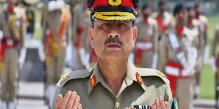 पाकिस्तान में असीम मुनीर का दबदबा बढ़ा; सुप्रीम कोर्ट से कटे अधिकार, विपक्ष आक्रामक